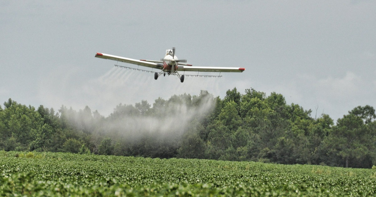 Plane spraying pesticides