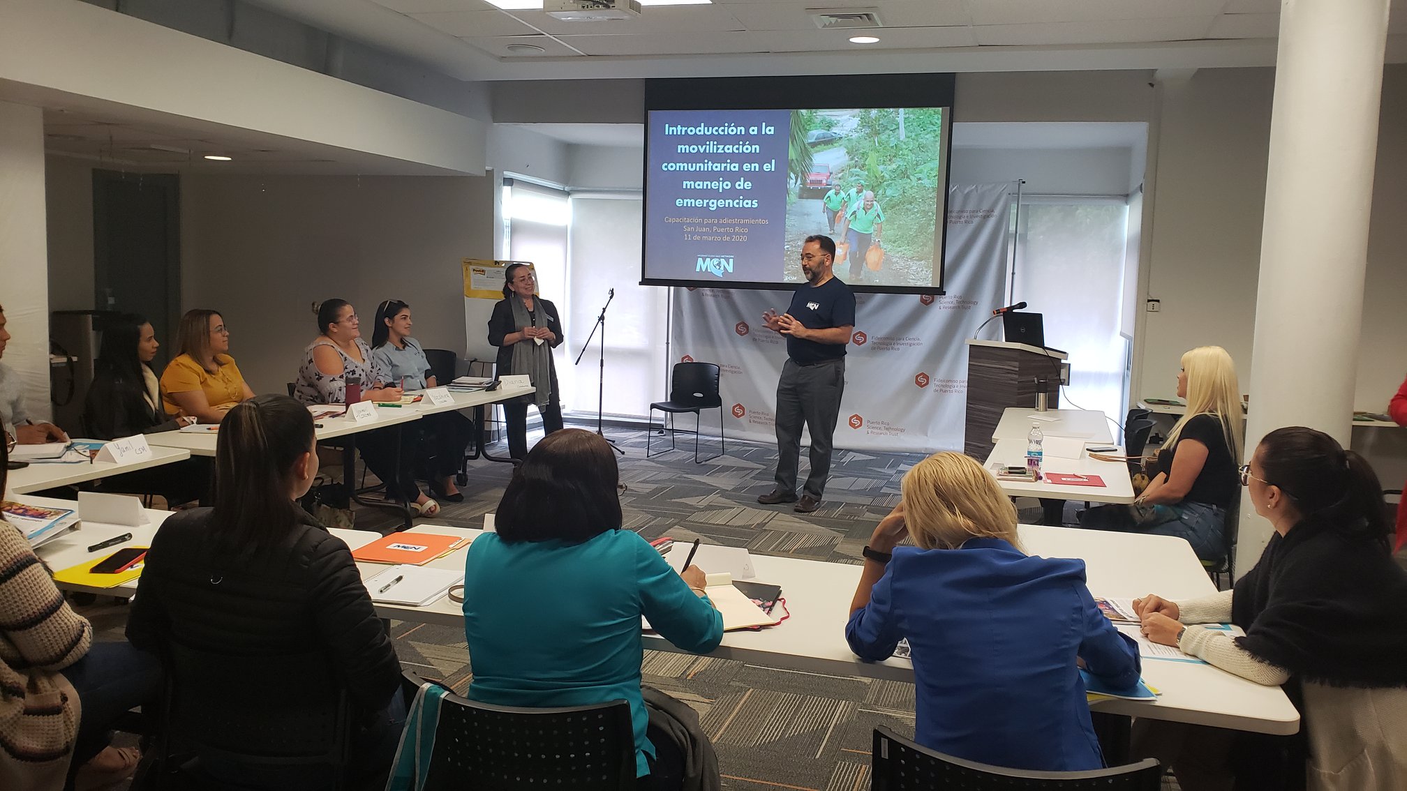 Dr. Laszlo Madaras presents on community mobilization in Puerto Rico